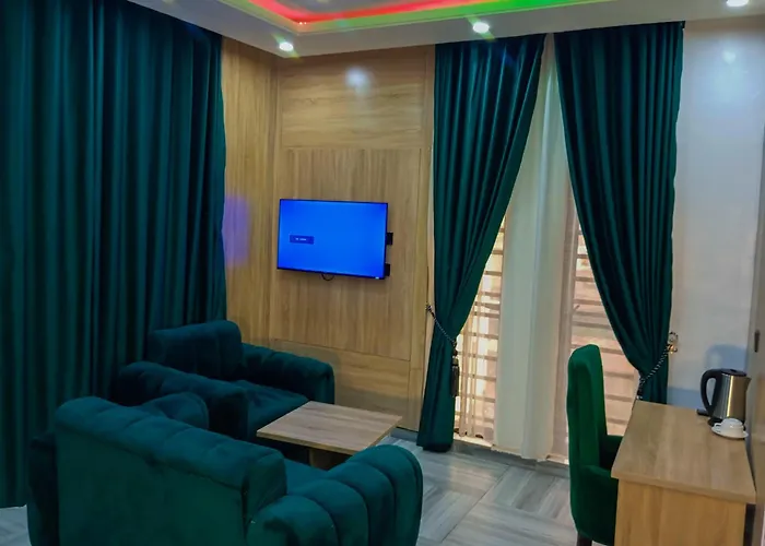 Joebrown Palace Hotel & Suite